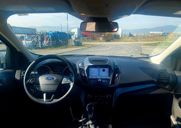 Ford Escape cena 69900 przebieg: 65542, rok produkcji 2018 z Wieleń małe 211